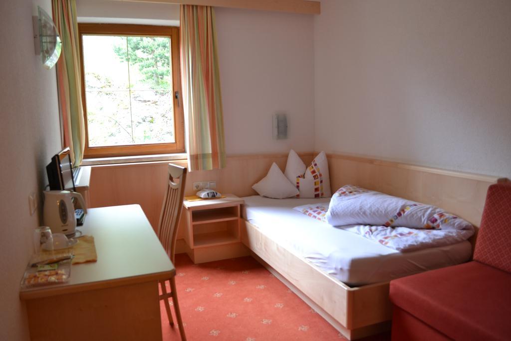 Gasthof Alpenblick Tobadill Εξωτερικό φωτογραφία